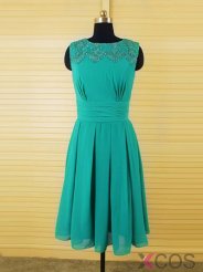 Simple A-Line Knee-Length Green Bridesmaid Dress With Beading