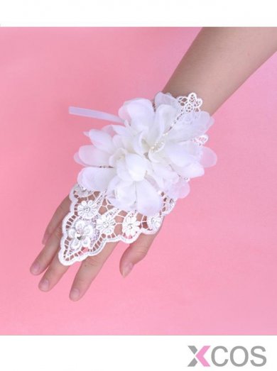 Lace White Wristband Bridal Gloves With Flowers